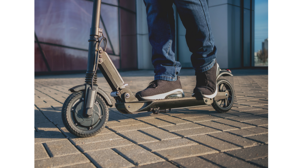 MONOPATTINI ELETTRICI, IL NUOVO TREND DEL MOMENTO PER UNA MOBILITÀ  SOSTENIBILE… MA ATTENZIONE ALLA SICUREZZA! - Ente Certificazione Macchine